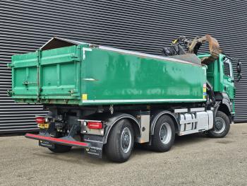 6X6 / T158/II  / 2 SIDE TIPPER - HMF Z CRANE